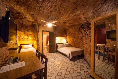 Underground Motel Coober Pedy | About