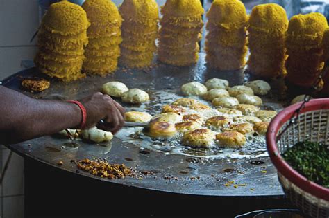 Popular and Famous Food of Lucknow - ixigo Trip Planner