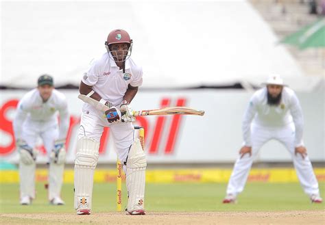 3 Shivnarine Chanderpaul records that his son Tagenarine can break