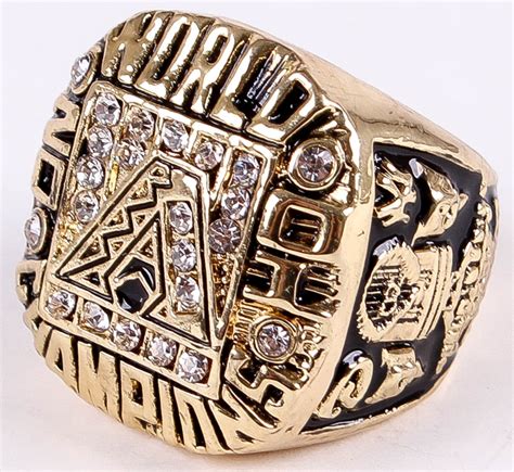 Randy Johnson Arizona Diamondbacks High Quality Replica 2001 World Series Ring | Pristine Auction