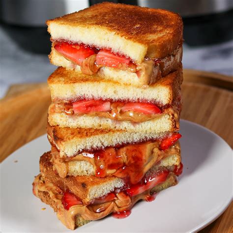 Ultimate Air Fryer Peanut Butter And Jelly Sandwich + Video | Munchy Goddess