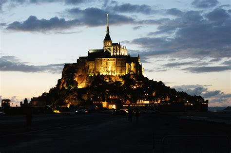 Mont St-Michel at night | ATTENTION: THE RIGHTS FOR THIS PIC… | Flickr