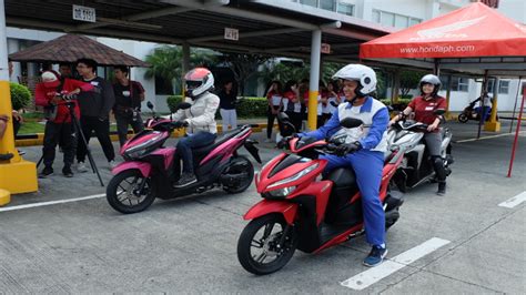 2018 Honda Click 150i review | Motorcyle Review | Top Gear Philippines