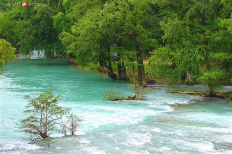 Río El Naranjo - El Naranjo, San Luis Potosí (MX12182474189354)