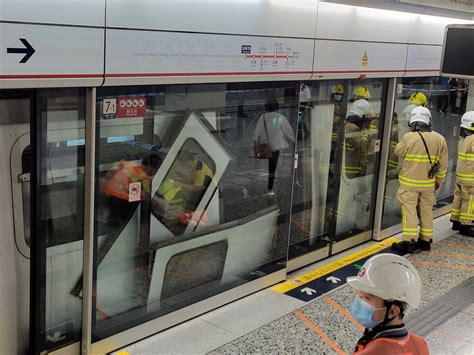 Evacuated passengers walking on tracks to Mong Kok station not ideal ...