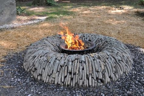 40 ideas for modern fire pit designs to add character to your patio