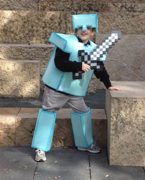 DIY: Minecraft Play Armor Made with Foam - stlMotherhood