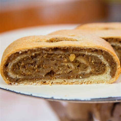 Buy Nut Rolls Online | Kolachi, Beigli, Povitica | Butter Maid Bakery