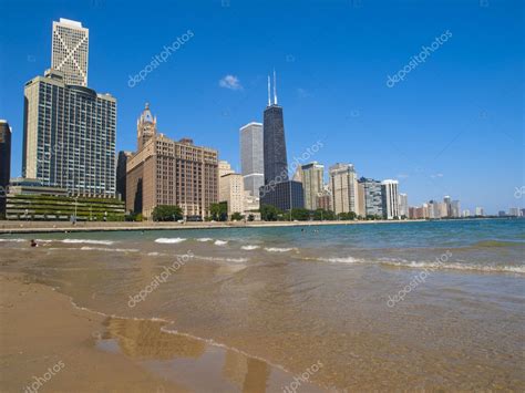 Ohio Street Beach, Chicago — Stock Photo © SOMATUSCANI #3855548