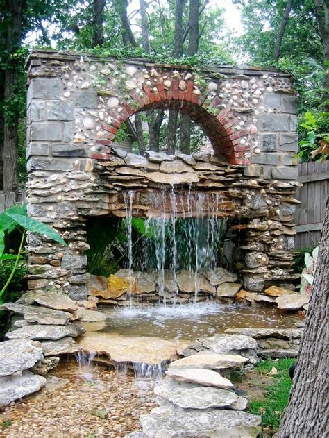 France:http://www.whitepetalsandpearls.com | Water features in the garden, Waterfalls backyard ...