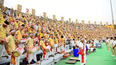 Rongali Bihu Dance Of Assam Recorded In Guinness Book Of World Record ...