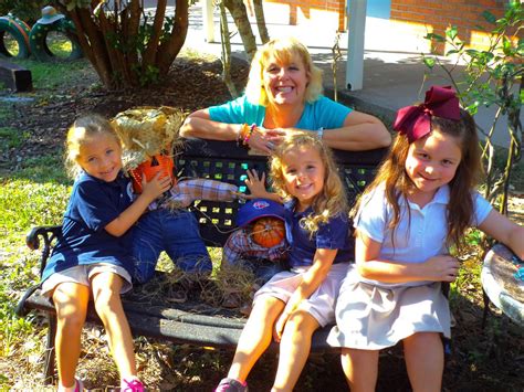 Madisonville Elementary School kindergartners link 'S' to fall with scarecrows | St. Tammany ...