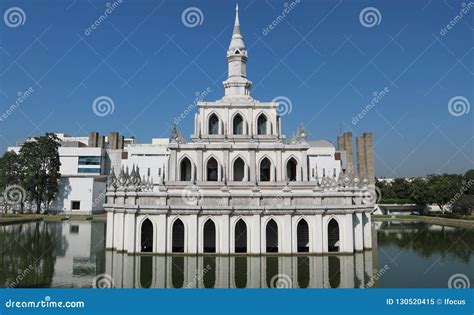 The Symbolic Building of Sukhothai Thammathirat Open University Editorial Image - Image of ...