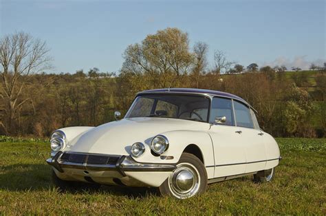 1955 Citroën DS 19 | | SuperCars.net