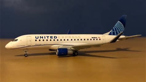 Gemini Jets United Express E175 (New 2019 Livery) 1/400 Scale Review - YouTube