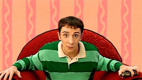 Watch Blue's Clues Season 3 Episode 5: Signs - Full show on Paramount Plus