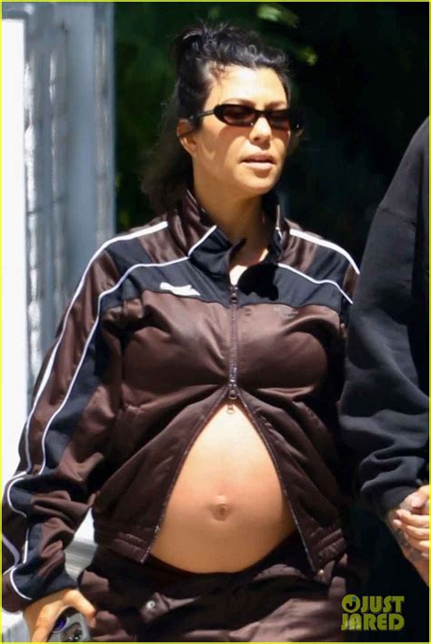 Photo: kourtney kardashian baby bump shows off 02 | Photo 4959280 ...