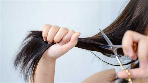 How to cut your own hair at home during lockdown: Experts share top tips | HELLO!