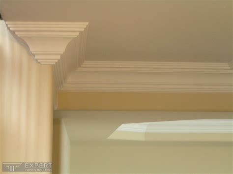 Expert Crown Moulding : Crown Moulding