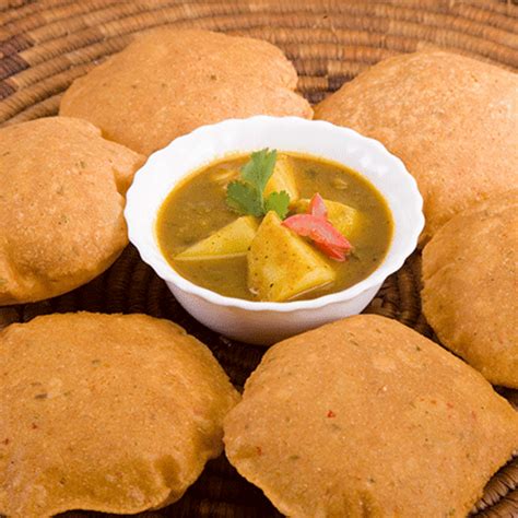 Aloo Masala Puri Recipe: How to Make Aloo Masala Puri