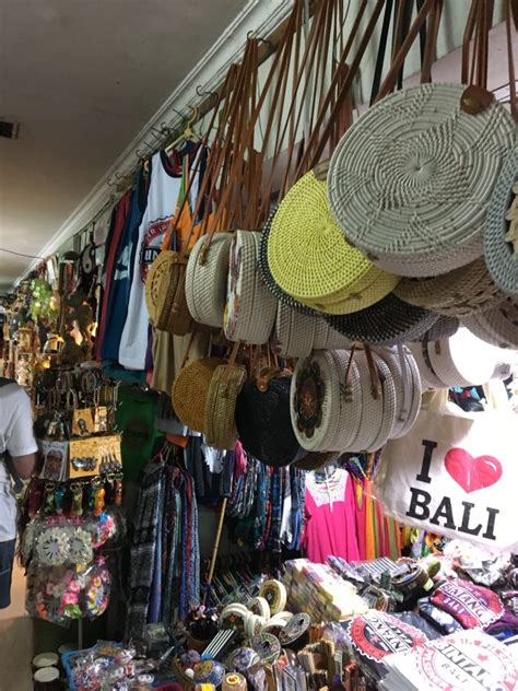 A GUIDE TO THE UBUD BALI ART MARKET - THENORTHERNBOY