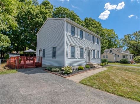 East Longmeadow Real Estate - East Longmeadow MA Homes For Sale | Zillow