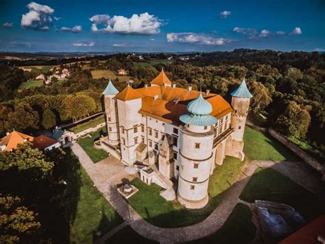 21 Fairytale Castles in Poland You’ll Want to See » Maps & Bags