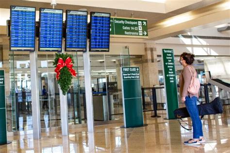 John Wayne Airport Travel Plunges in December | The Epoch Times