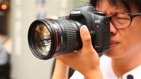 Canon 135mm f/2 L - the Lord of the Red Rings? - YouTube