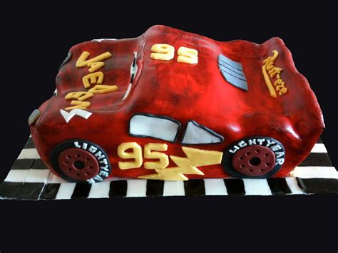 Cakes by Mara: Lightning Mcqueen Cake