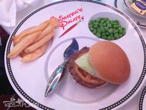 10 Disney Cruise Line Dining Tips for DCL Guests