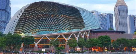 Esplanade Singapore - Enjoy the Free Concert and the Evening Stroll ...