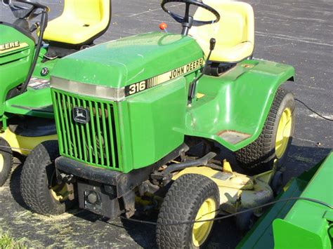 1987 John Deere 316 Lawn & Garden and Commercial Mowing - John Deere MachineFinder