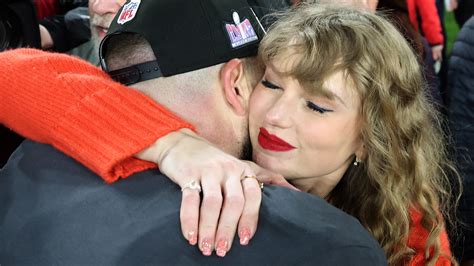 Will Taylor Swift & Travis Kelce Get Engaged At The 2024 Super Bowl? We ...