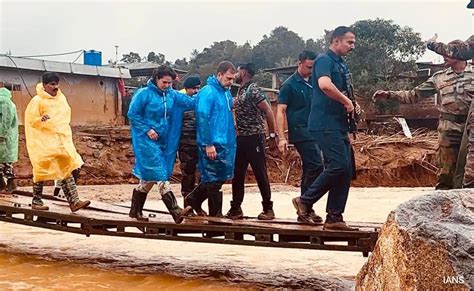 Rahul Gandhi, Priyanka Visit Landslide-Hit Chooralmala In Kerala's Wayanad