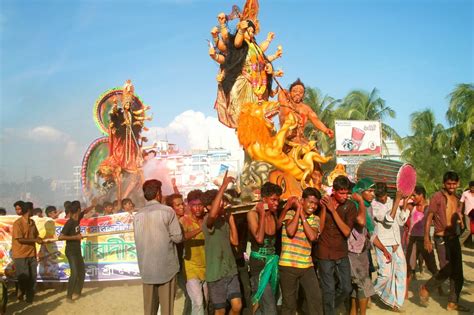 hopevenessa: Durga Puja in Bangladesh