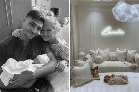 Molly-Mae Hague and Tommy Fury reveal baby daughter's 'love it or hate ...