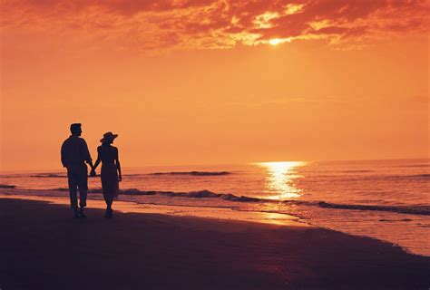 ¿Tú quién eres? | Beach silhouette, Sunset silhouette, Night sea