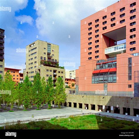 University district hi-res stock photography and images - Alamy