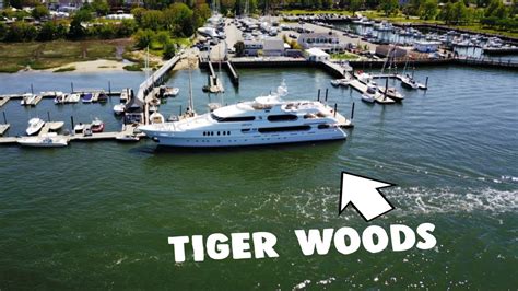 Tiger Woods Yacht Docked at Oyster Bay NY | Drone flying Tiger Woods ...