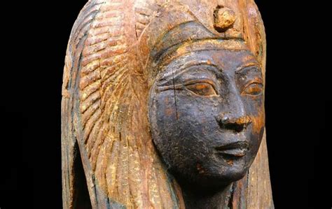 Statue of Queen Ahmose-Nefertari. 🌹 | Egyptian history, Modern egypt, Ancient egyptian