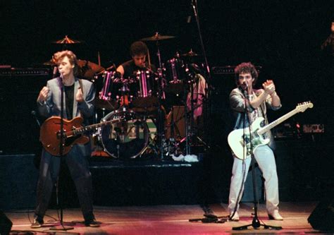 Hall & Oates 1982-83 Gallery Back Story ‹ McPhotoVideo