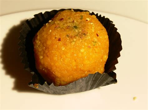 Indian Sweets Rasgulla Gulab Jamun Box Recipes Mithai Ladoo Barfi Jelebi Images PHotos ...