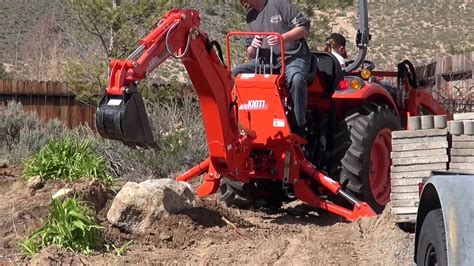 Kioti Tractor CK25 \ Backhoe attachment KB2465 - YouTube