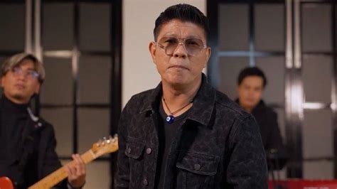 Chord Kunci Gitar dan Lirik Lagu Merayu Tuhan - Kangen Band : Aku Coba ...