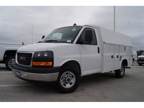 Cutaway Van for sale in Texas