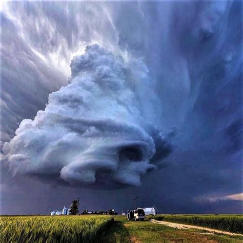 Unbelievably best shot of storm .. supercell near Leoti, Kansas by @markokorosecnet | Clouds ...