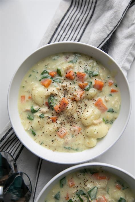 Olive Garden Chicken Gnocchi Soup - Lauren's Latest