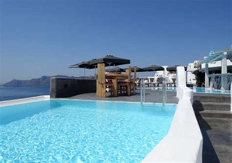 ANDRONIS BOUTIQUE HOTEL in Santorini - Review with Photos & Map