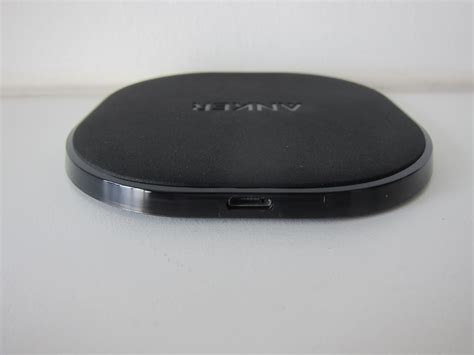 Anker PowerPort Qi 10W Wireless Charger « Blog | lesterchan.net